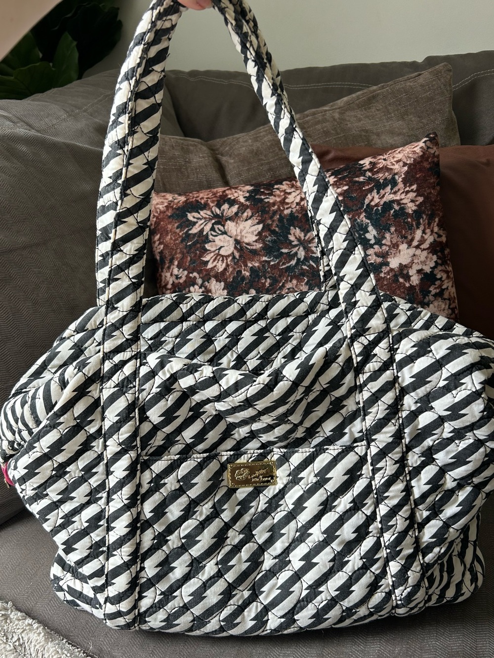 Betsy Johnson Luv Betsy Quilted Tote bag weekend bag